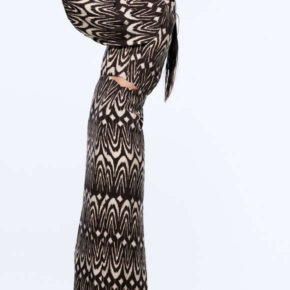 PRINTED DRESS WITH CUT-OUT DETAIL 4437/063 - Picture 4 of 6